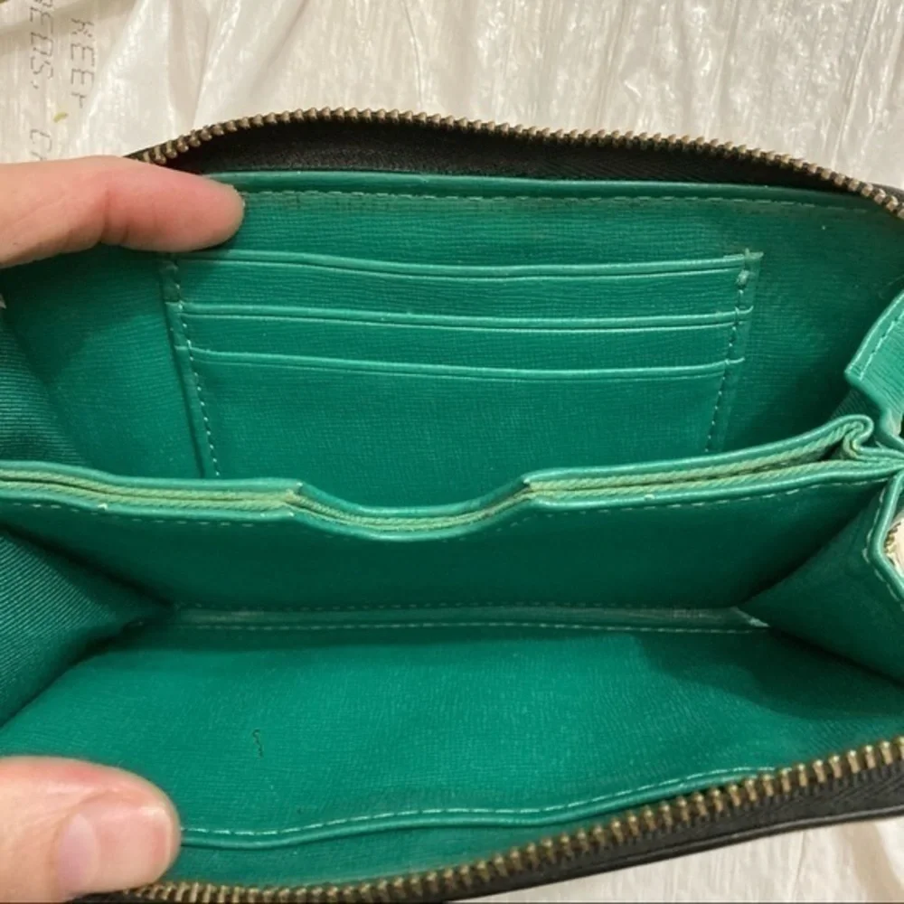 Fossil black leather wristlet wallet